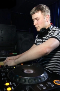 Dj Kustav