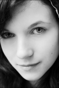 Aastasia Stee
